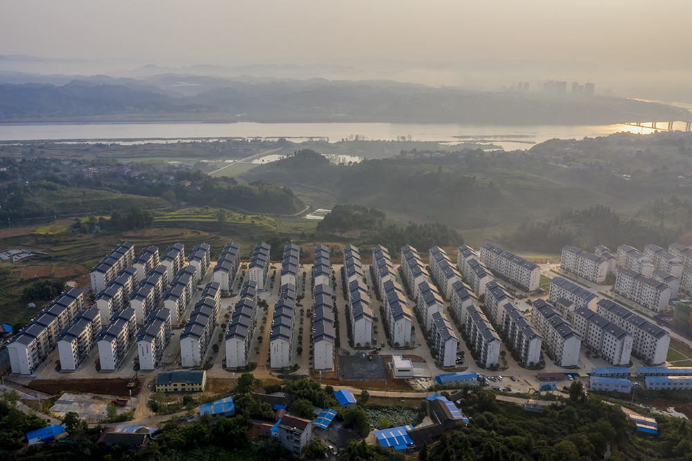 《湖南沅陵太常易地搬迁工程暖民心》(组照)